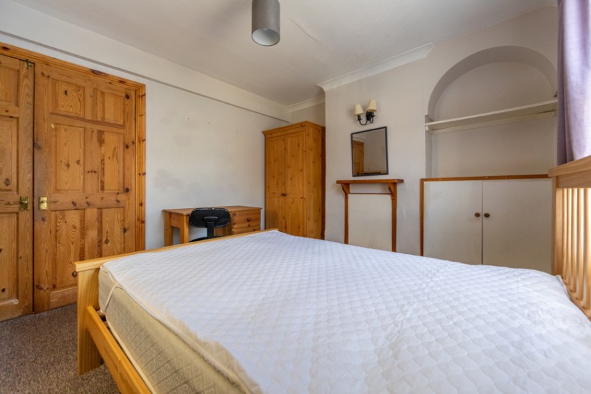 Images for Bond Street, Englefield Green