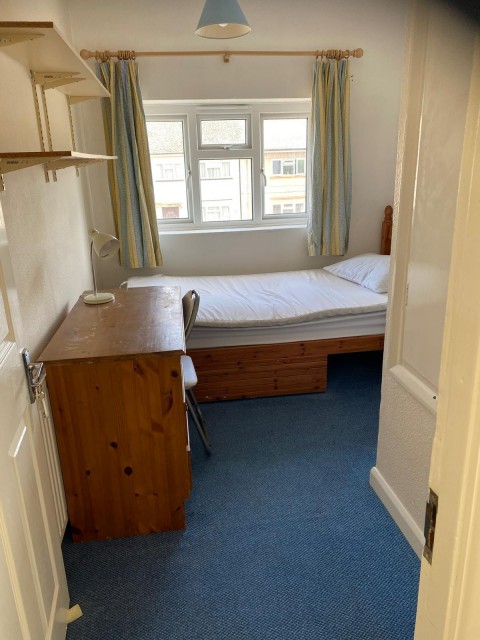 View Full Details for Larchwood Drive, Englefield Green, Egham