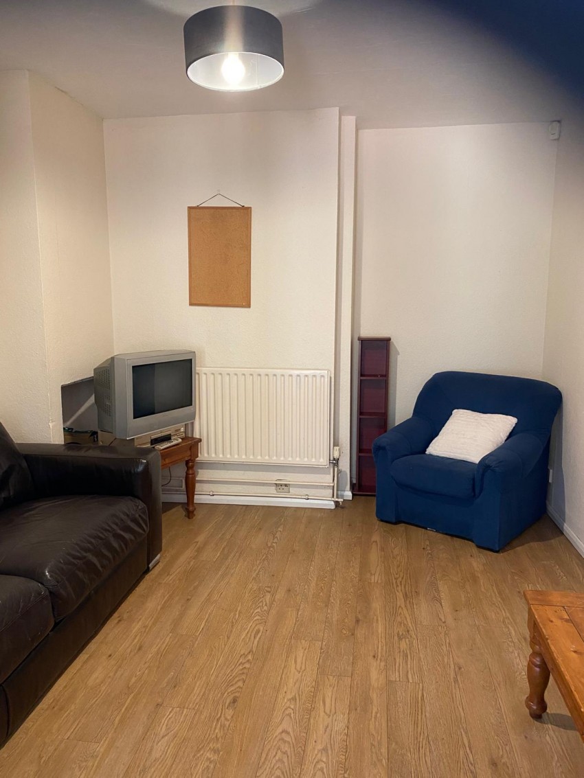 Images for Larchwood Drive, Englefield Green, Egham
